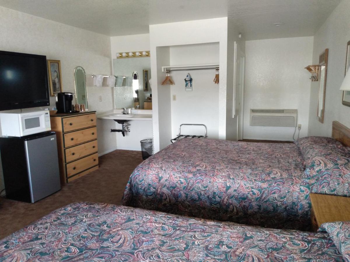 Rim Rock Motel Alturas Exteriér fotografie