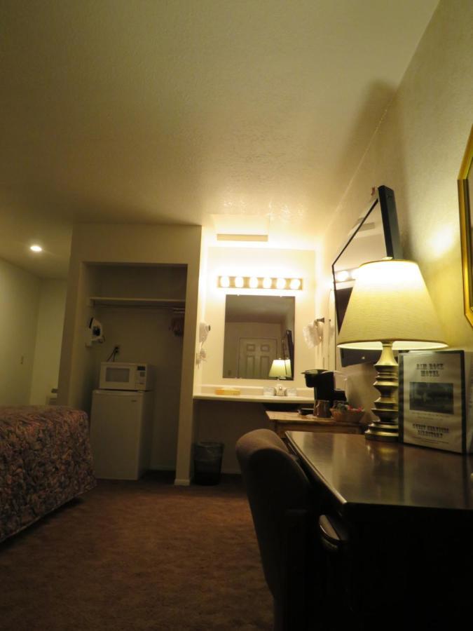 Rim Rock Motel Alturas Exteriér fotografie